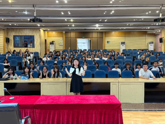 “流动的盛宴——彝族漆器技艺”学术讲座顺利举办